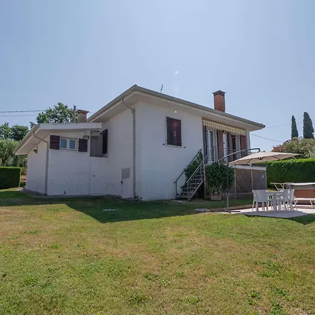 Marilyn - Private Garden Pool And Jacuzzi *